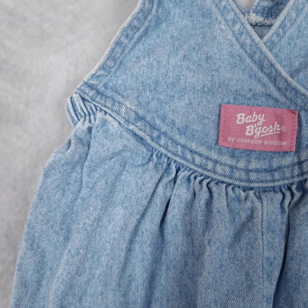 Vntg OshKosh B'gosh Denim Overalls Baby Girls12M Light Blue Pleated Vestbak USA